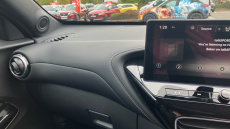 Nissan Juke 1.6 Hybrid Tekna 5dr Auto Hybrid Hatchback